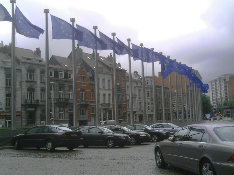 Flags flying outside the Berlaymont